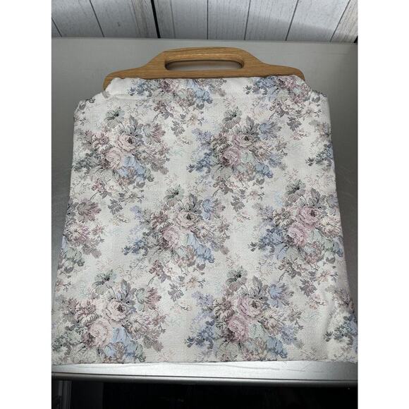 Boho Vintage Woven handbag Carpet Bag Tapestry Wood handle Multicolor Floral - Picture 1 of 6